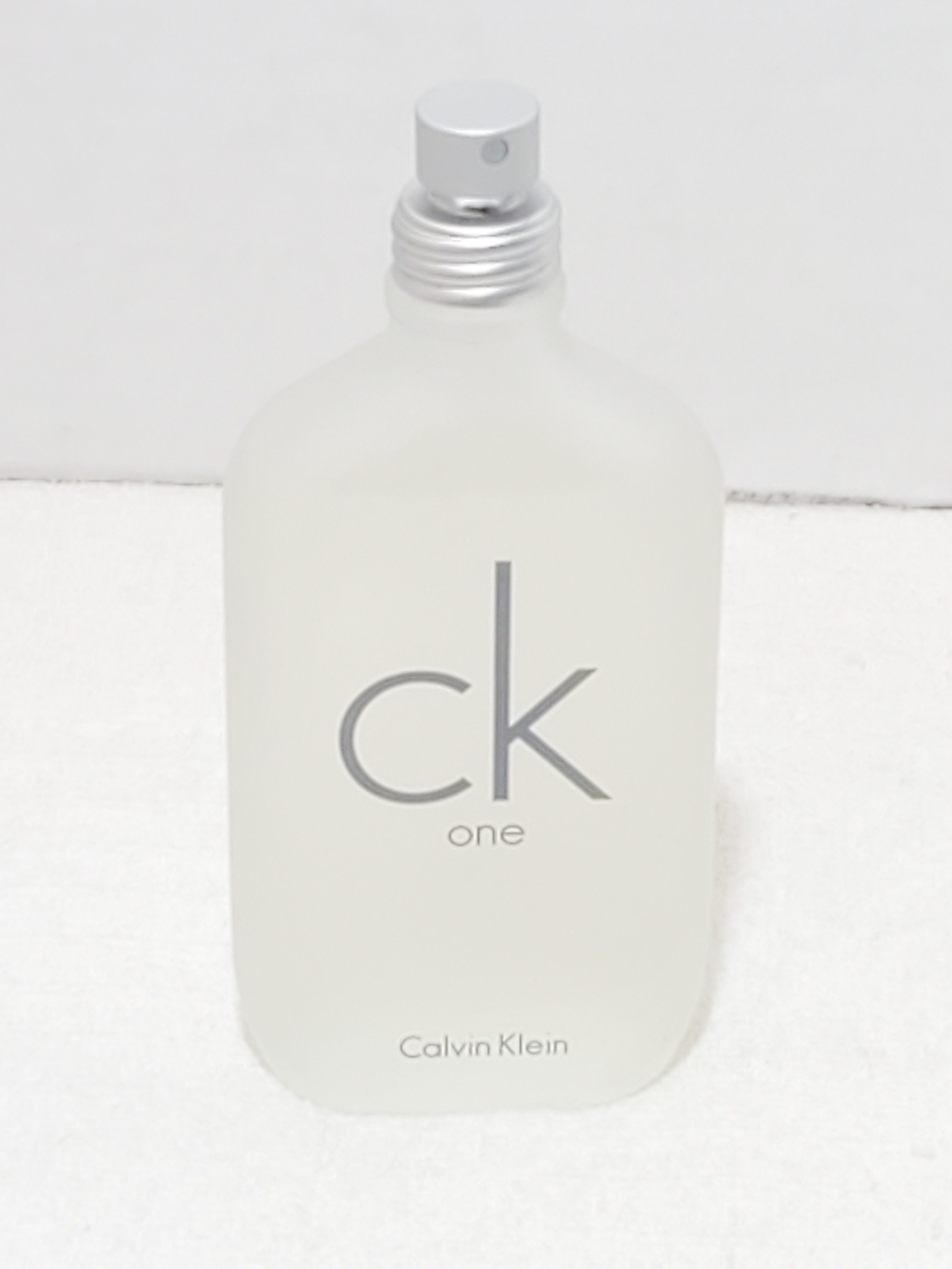 Calvin Klein CK One Eau De Toilette 3.3 oz Spray Authentic Unisex Made in Spain